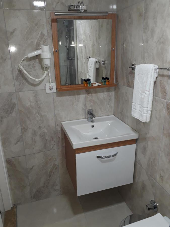 Blue Sail Hotel Истанбул Екстериор снимка
